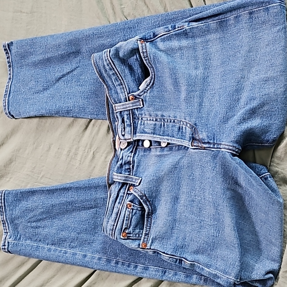 Levi Wedgie Straight